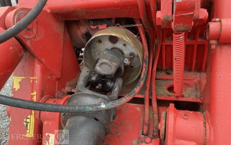 KVERNELAND HERSE ROTATIVE HYDRAULIQUE – LARGEUR 6M  71485