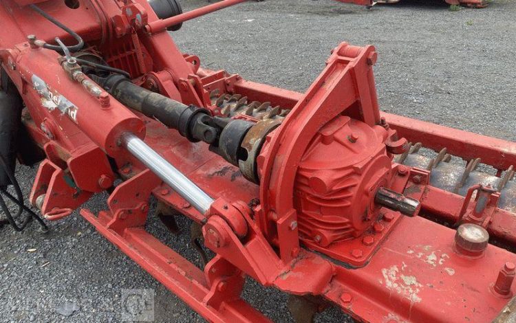 KVERNELAND HERSE ROTATIVE HYDRAULIQUE – LARGEUR 6M  71485
