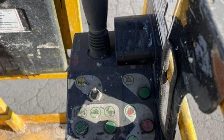 HAULOTTE COMPACT 8  SCI010166