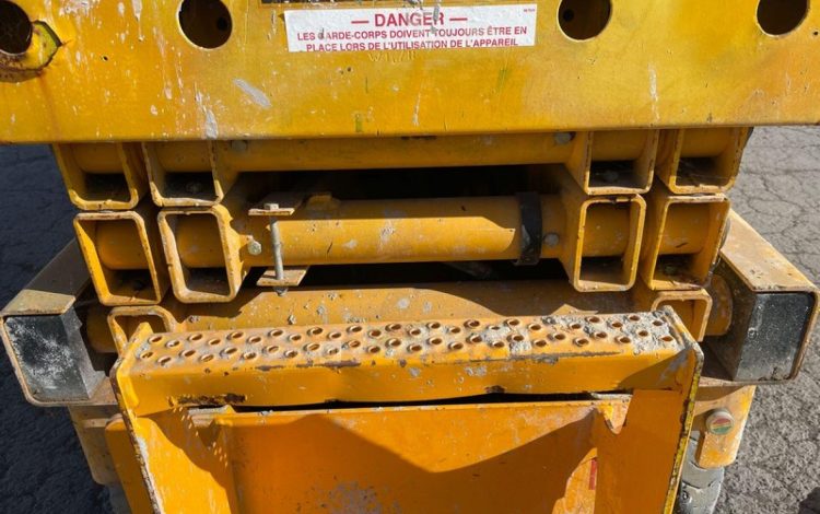 HAULOTTE COMPACT 8  SCI010166