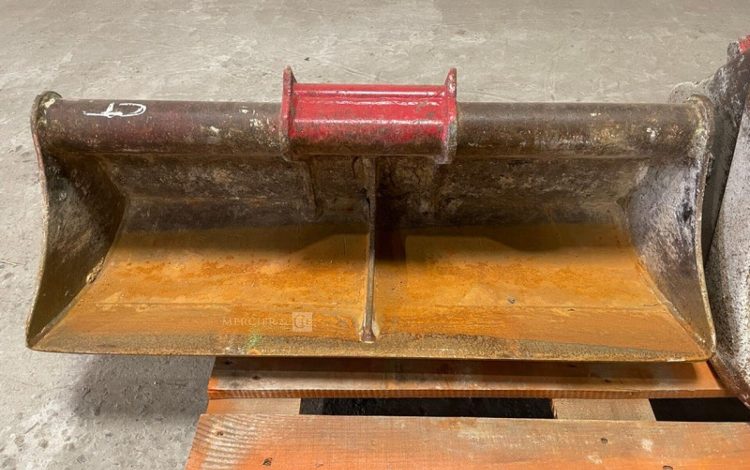 ARDEN EQUIPEMENT   6MAM42026