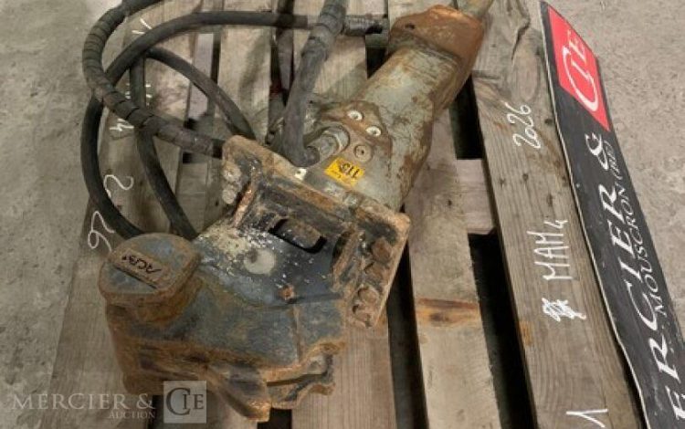 EPIROC SB 102 RAL 7039  11MAM42026