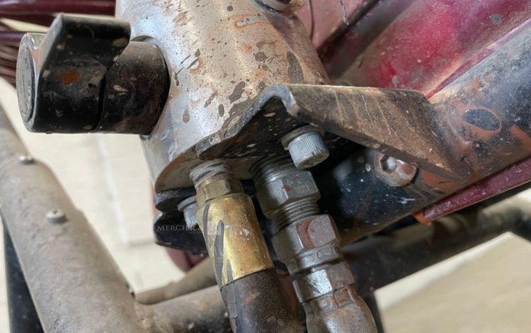 TITAN 1040  AIR010583