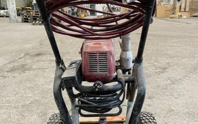 TITAN 1040  AIR010583