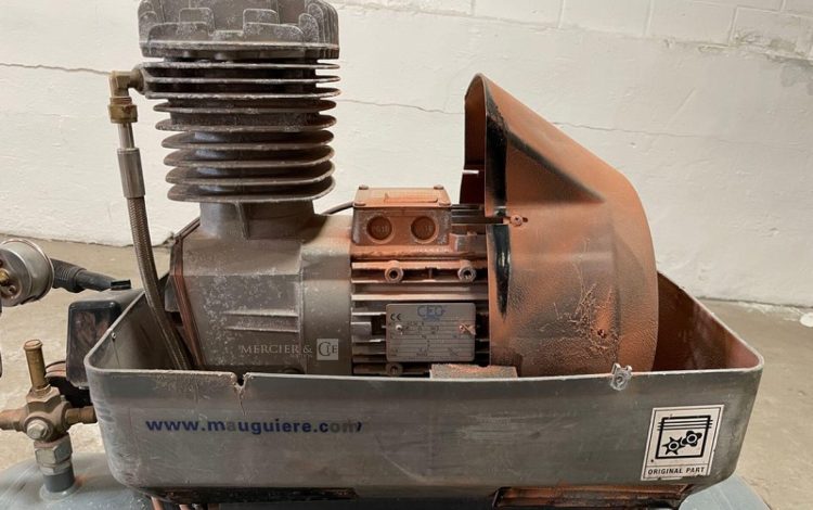 MAUGUIERE   COM010037