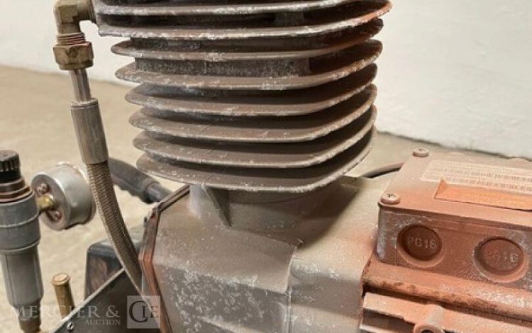 MAUGUIERE   COM010037