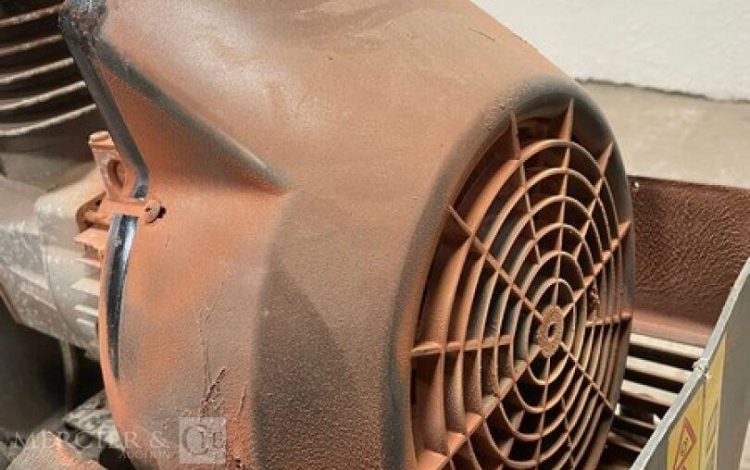 MAUGUIERE   COM010037