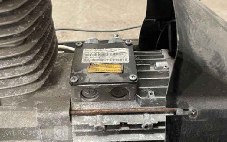 MAUGUIERE   COM010037