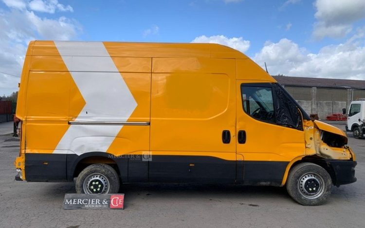 IVECO DAILY 35S16  VE1010236
