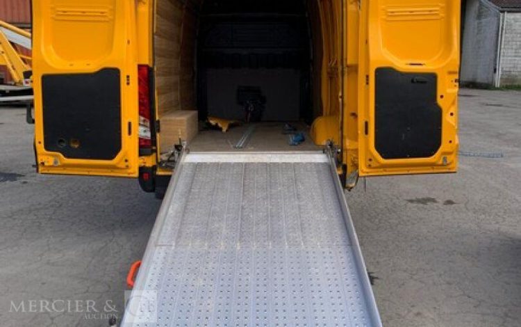 IVECO DAILY 35S16  VE1010236