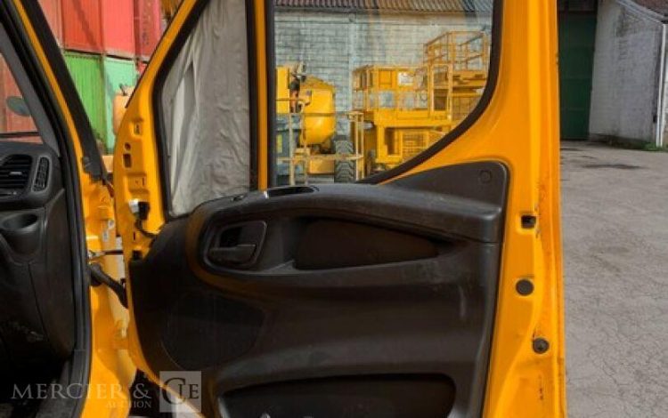 IVECO DAILY 35S16  VE1010236