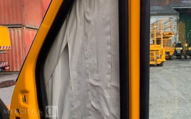 IVECO DAILY 35S16  VE1010236