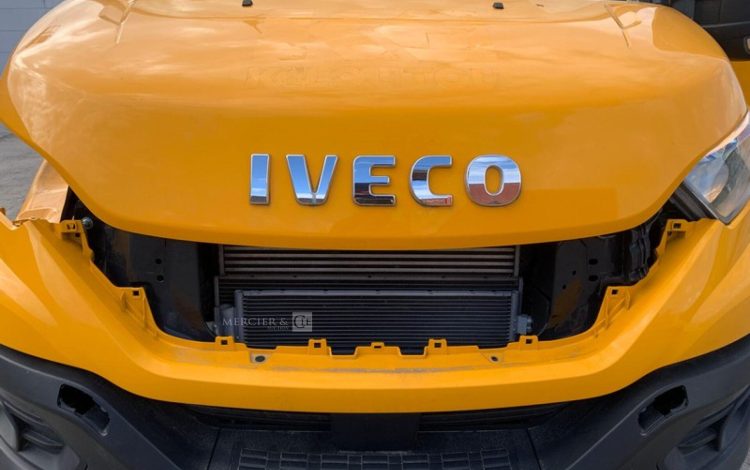 IVECO DAILY 35S16  VE1010236