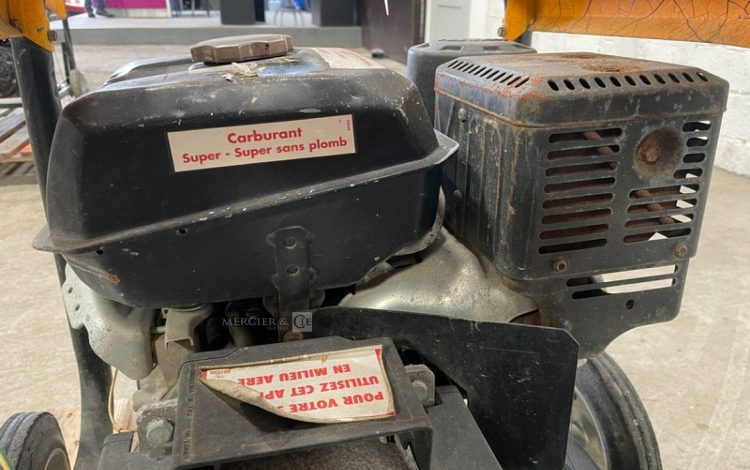 SDMO PERFORM 4500  GRO750129