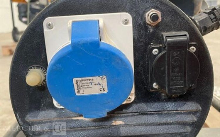 SDMO PERFORM 6500  GRO010823