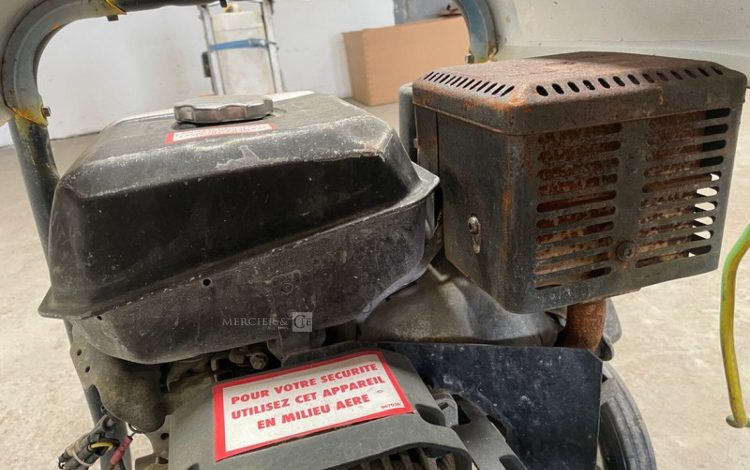 SDMO PERFORM 6500  GRO011008