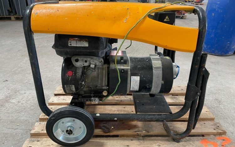 SDMO PERFORM 6500  GRO011008