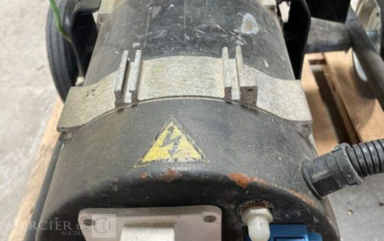 SDMO PERFORM 6500  GRO011008