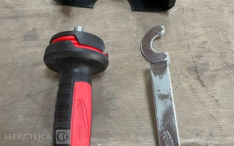 MILWAUKEE M18 ONEFSAG125XPDB  MIL010049