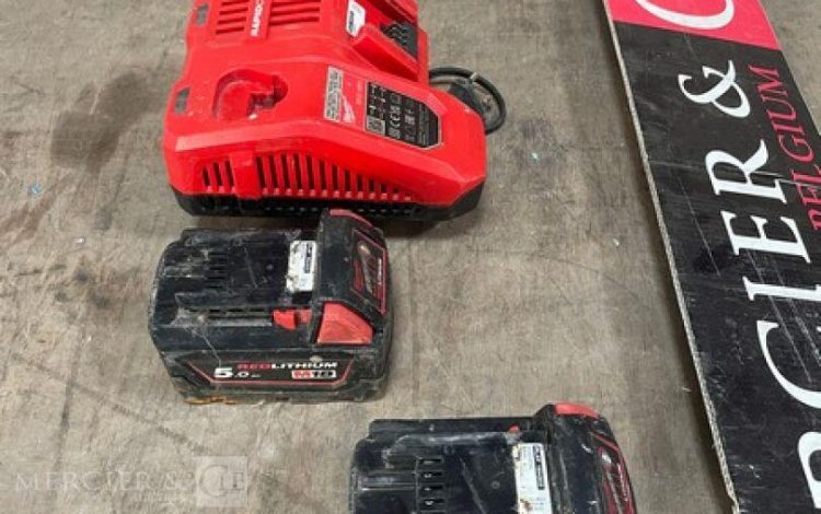 MILWAUKEE   MIL010005