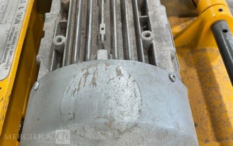 KUNZLE & TASIN SCORPION  PON010818