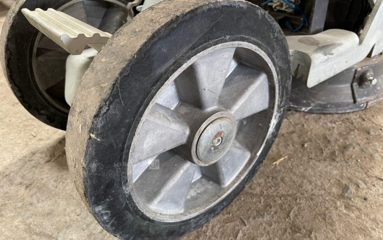 HUSQVARNA   SUR010088