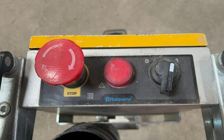 HUSQVARNA   SUR010088