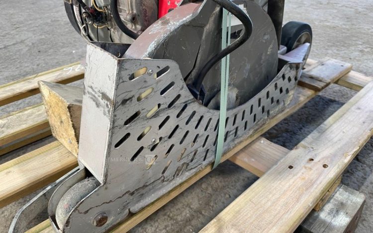 HUSQVARNA FS305  79MAM42026