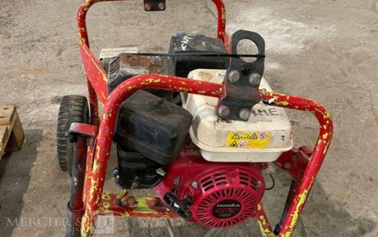 PRAMAC E4000  48MAM42026