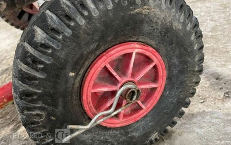 PRAMAC E4000  48MAM42026