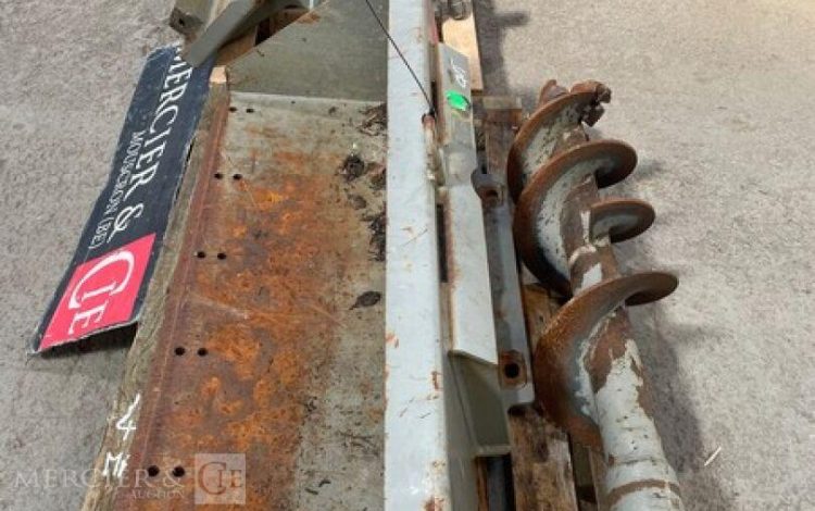 DITCH WITCH   46MAM42026