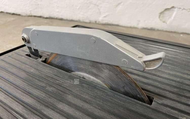 HUSQVARNA TS230F  44MAM42026