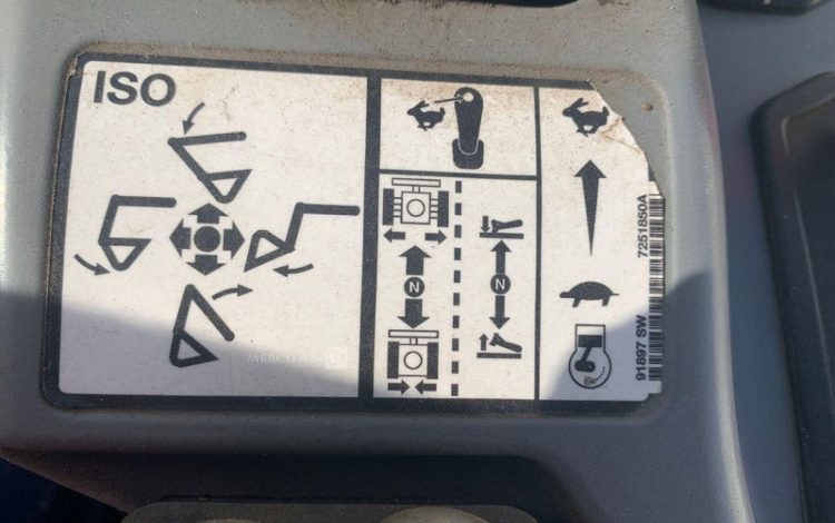 BOBCAT E17  PEL010279