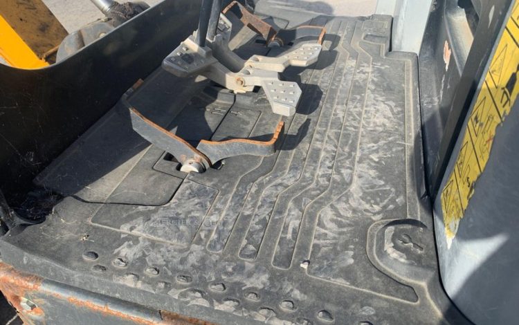 BOBCAT E17  PEL010279