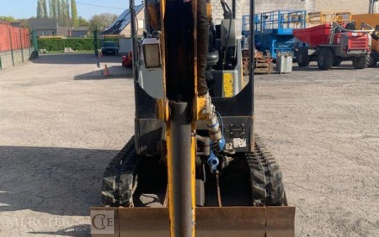 BOBCAT E17  PEL010279