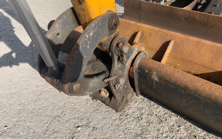 BOBCAT E17  PEL010279