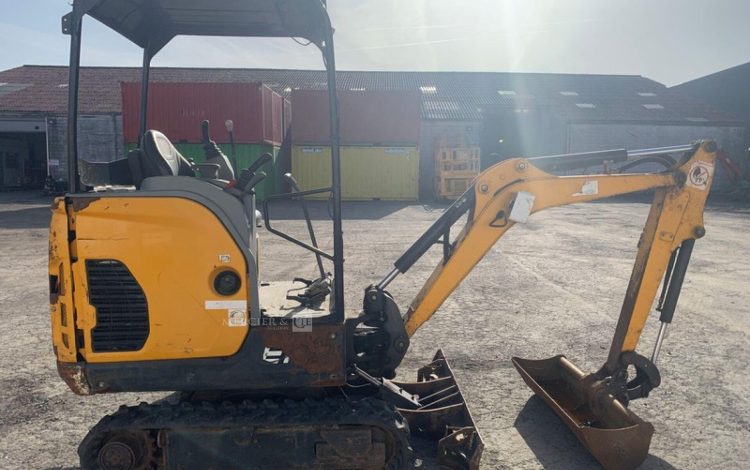 BOBCAT E17  PEL010279