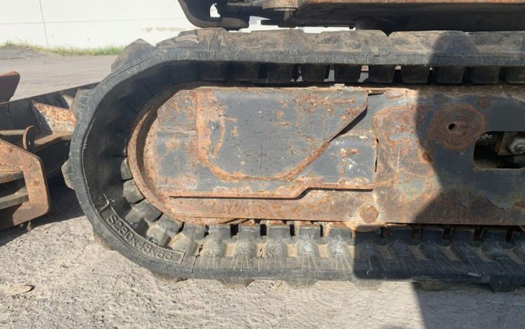 BOBCAT E17  PEL010279