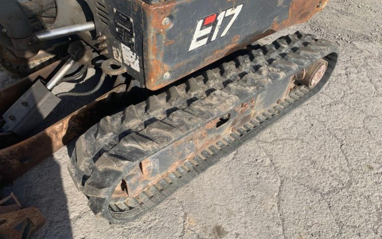 BOBCAT E17  PEL010279