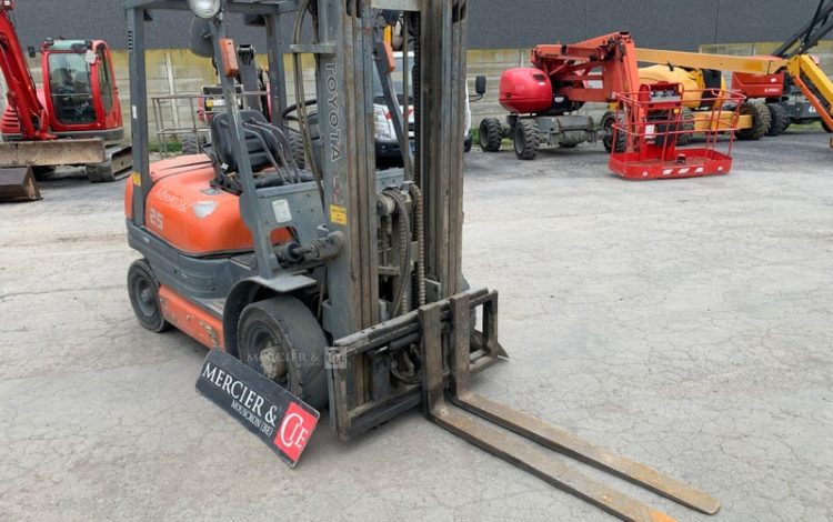 TOYOTA 626-FD25  RB010382