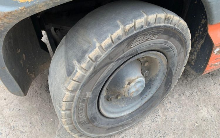 TOYOTA 626-FD25  RB010382