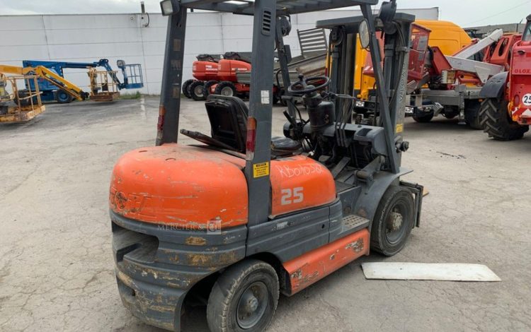 TOYOTA 626-FD25  RB010382