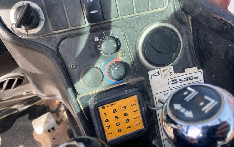 JCB 535-95  K835D011