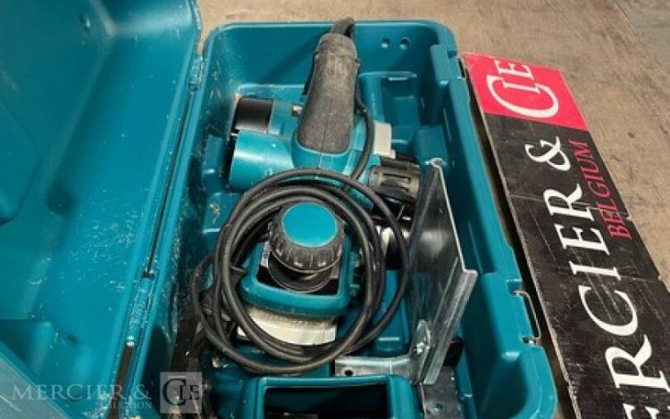 MAKITA KP0810  RAB010238