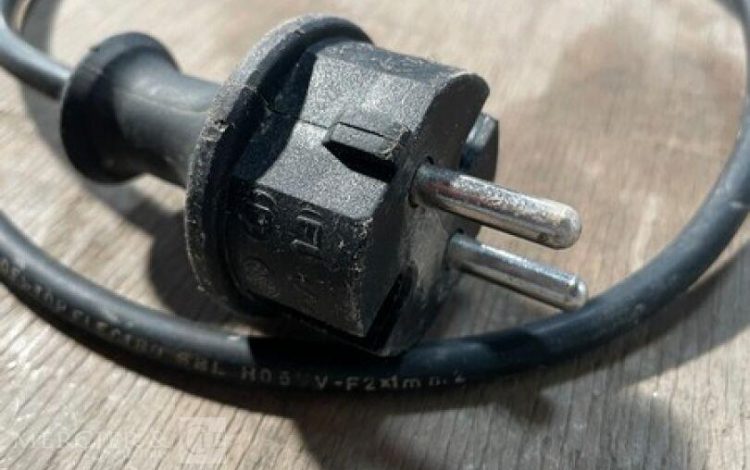 MAKITA KP0810  RAB010238