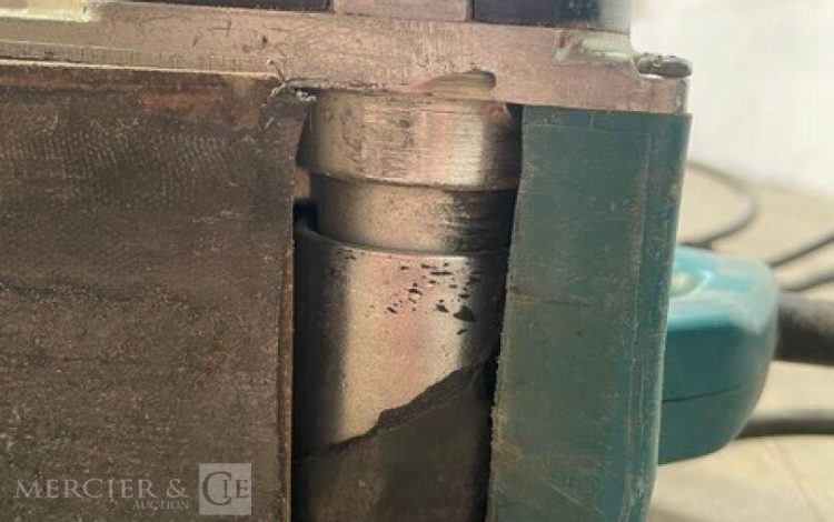 MAKITA 9404  PON010616