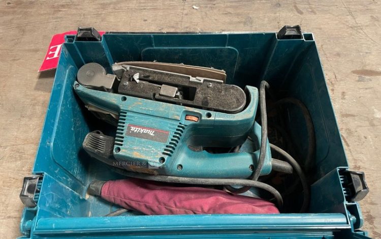 MAKITA 9404  PON010616