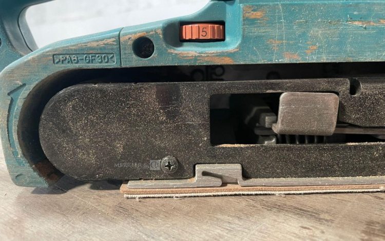 MAKITA 9404  PON010616