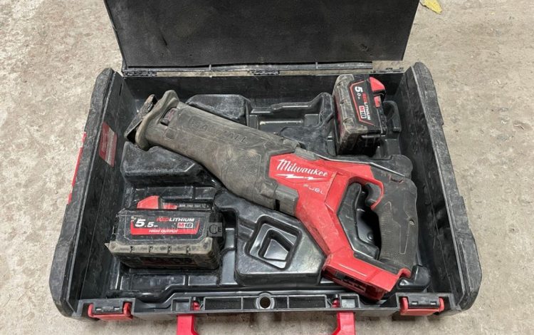 MILWAUKEE   MIL010009