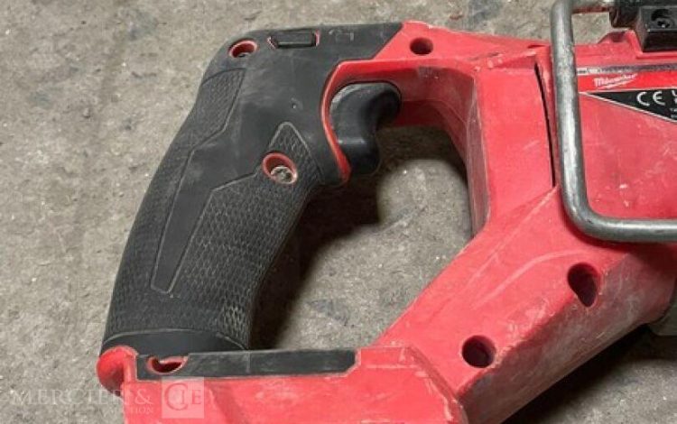 MILWAUKEE   MIL010009